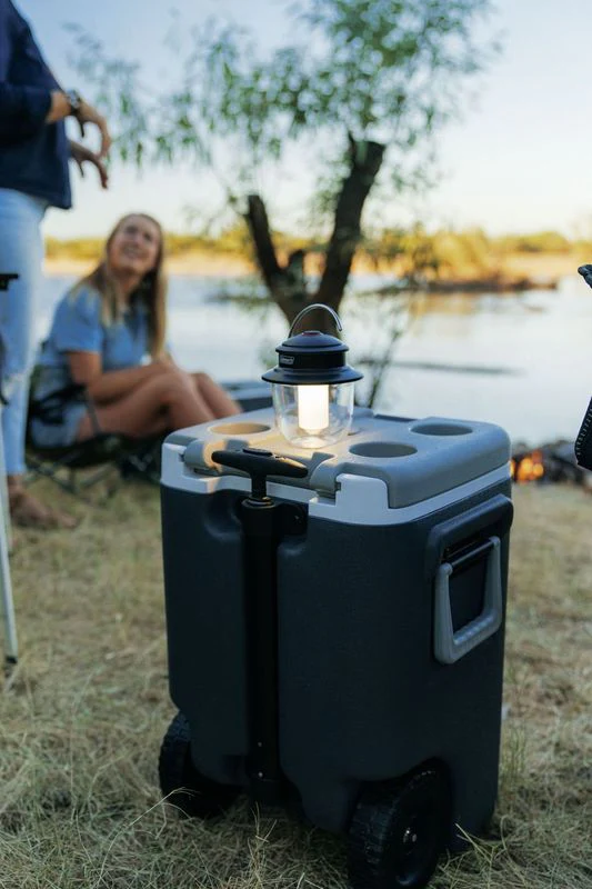 Classic 400L Lantern, Rechargeable Lithium Ion, Water-resistant, Impact-resistant, Carry Handle - Image 5