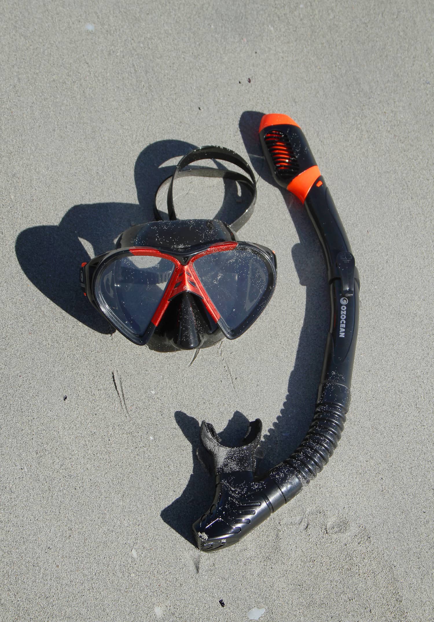 Hayman Adult Silicon Mask and Snorkel Set - Grey, Red or Blue - Image 3
